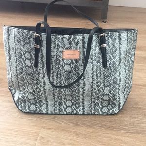 Nine West “It Girl” tote